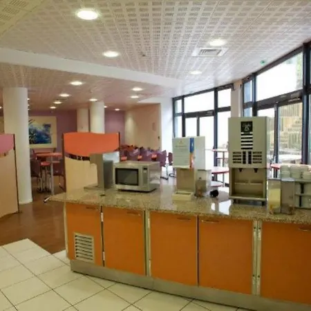 Cis Kellermann פריז