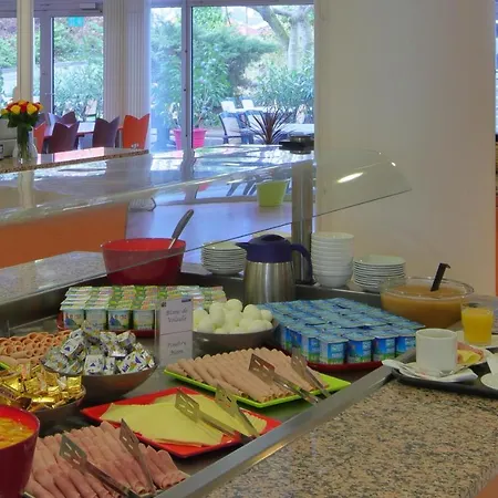 Cis Kellermann Hotel 2*