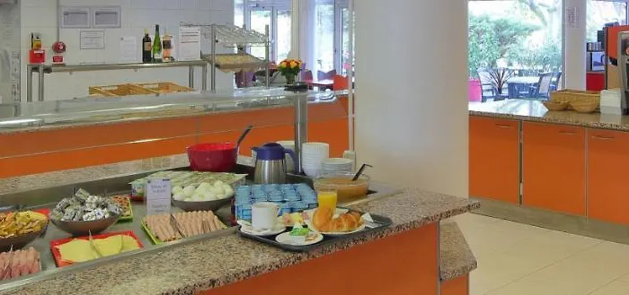 Cis Kellermann Hotel 2*